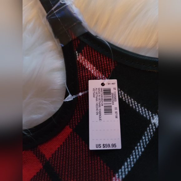 Victoria's Secret Christmas  Tote Bag.  Brand New 💎 - Picture 2 of 2